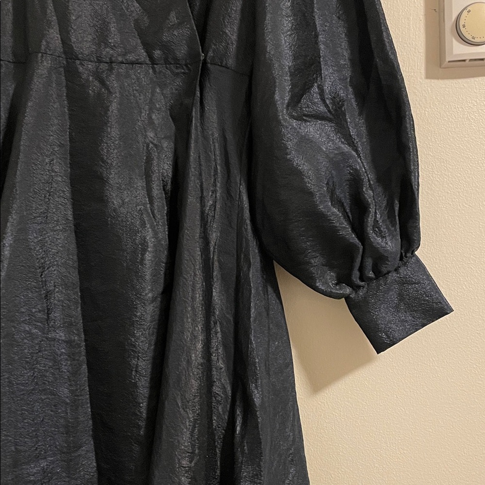 Stine Goya Niki Wrap Midi Dress Size Medium Shiny Midnight Blue Puff Sleeve NWT - Picture 6 of 14